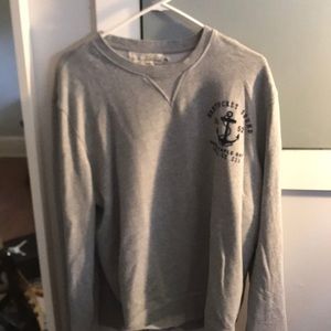 Nantucket Sound grey crewneck